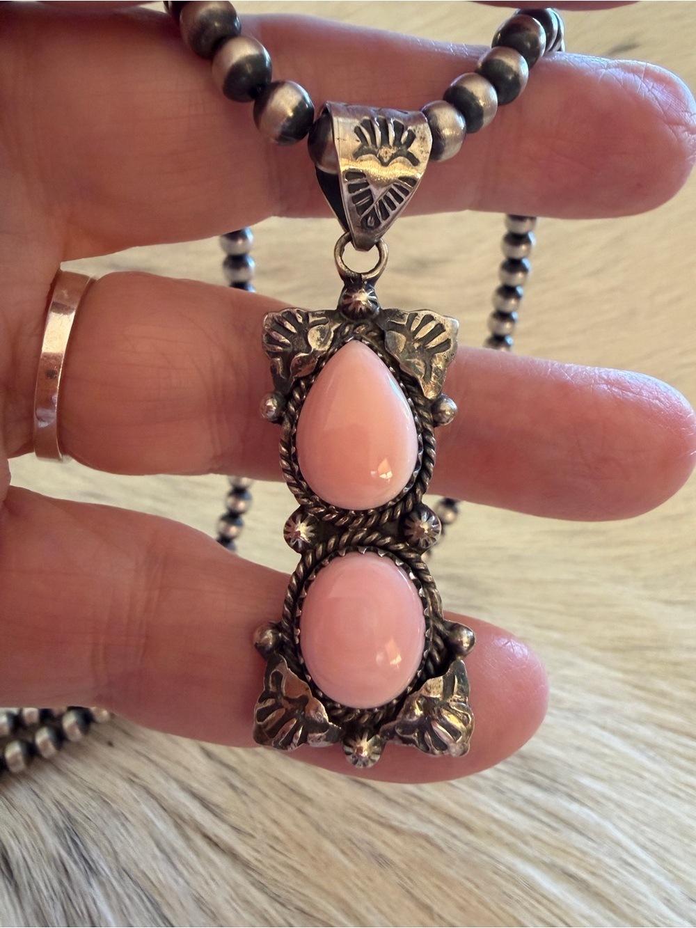 ❤️ Queen Pink Conch Navajo Style 2 Stone 9.3Gm Sterling Silver Pendant 2.06”L